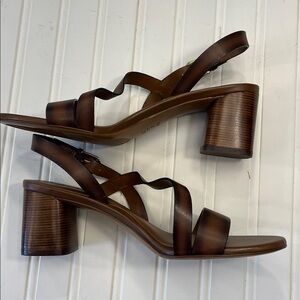 Naturalizer Arianna slingback block heel leather sandals size 9